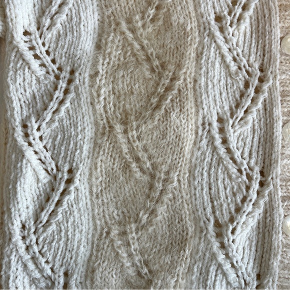 Vintage Evan Picone Cream Cable Knit Cardigan - Picture 4 of 8